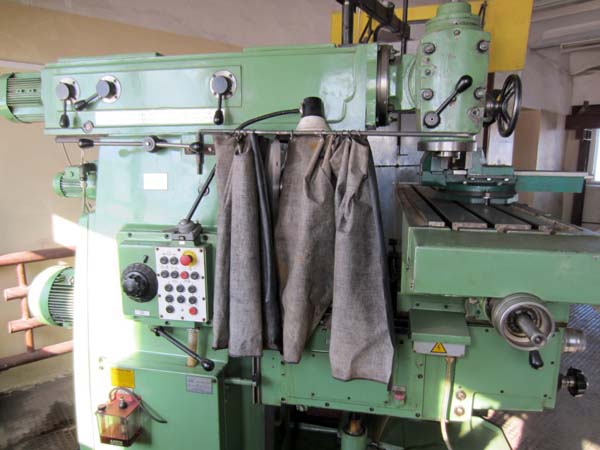 фото 6Т83Ш cтанок широкоуніверсальний консольно-фрезерный